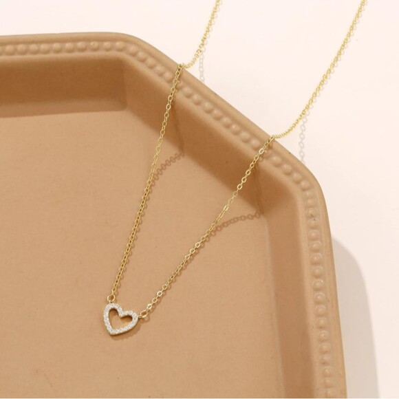 Dainty Hollow Heart Necklace 14K Gold Plated Tiny Heart CZ Pendant Necklace Gift - Picture 5 of 5